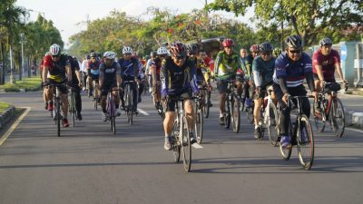 Sinergitas TNI-Polri, Fun Bike Jelang HUT Ke 77 TNI digelar Korem 162/WB